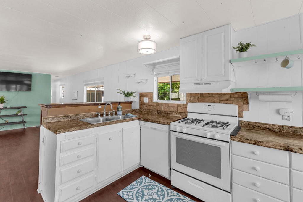 256 Wolf Property Photo 18