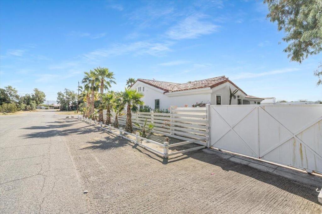 19279 Prickly Pear Trail Property Photo 56
