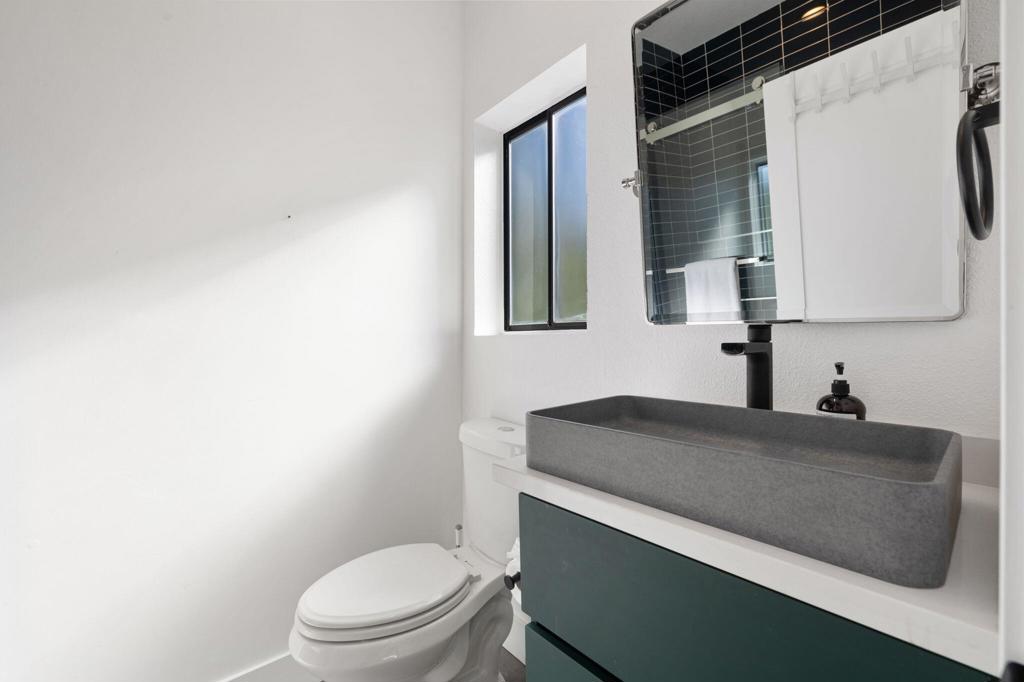 1172 E Deepak Road Property Photo 40