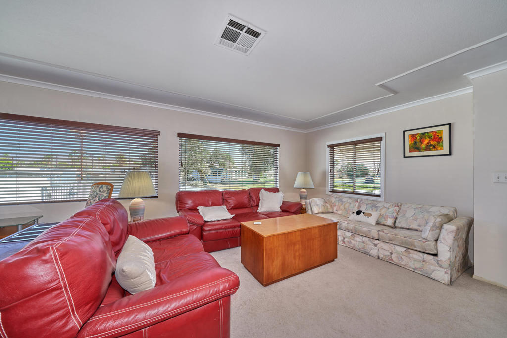 73211 Broadmoor Drive Property Photo 8