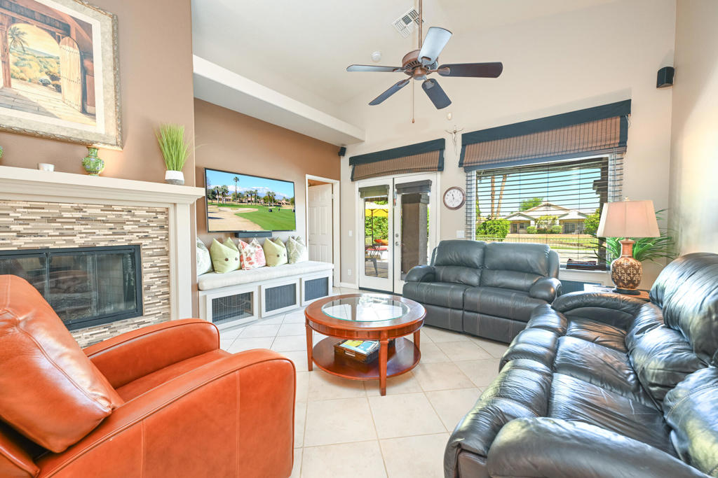 80172 Green Hills Drive Property Photo 4