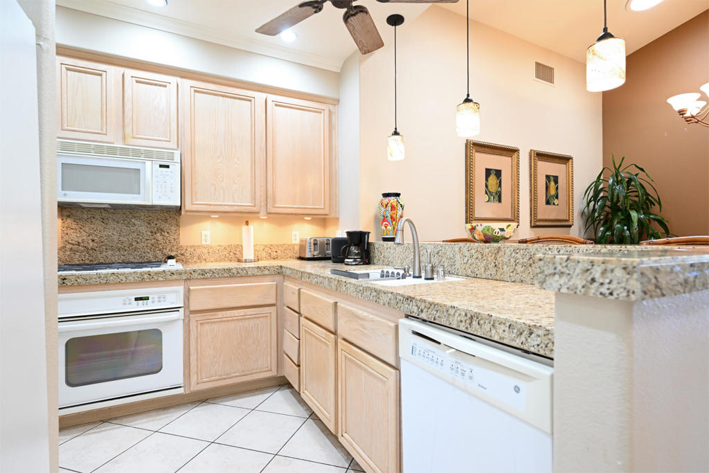 80172 Green Hills Drive Property Photo 9