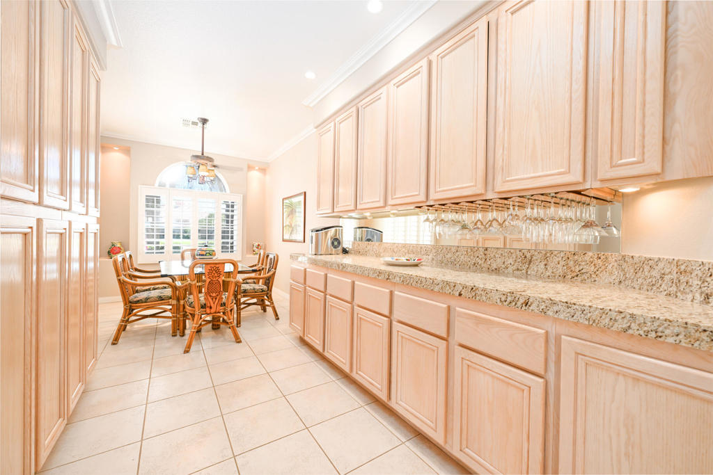 80172 Green Hills Drive Property Photo 11