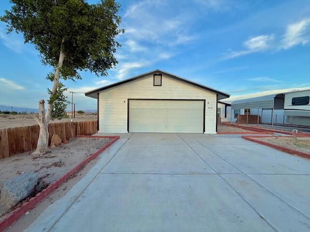 2928 Dione Drive Property Photo 6
