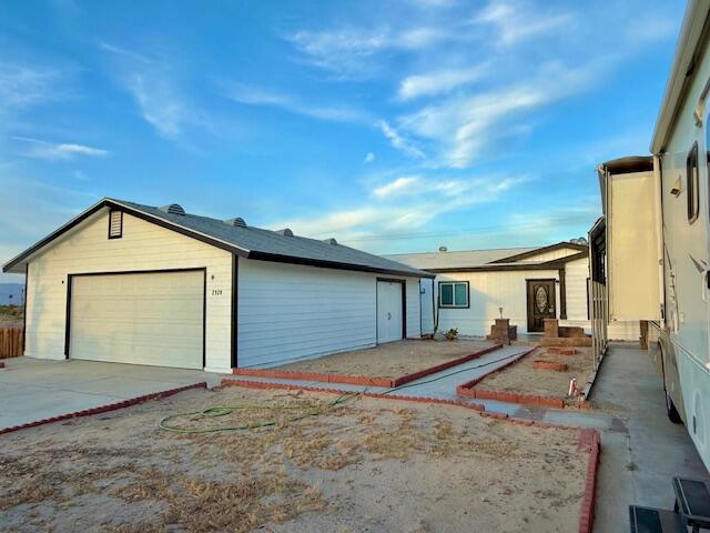 2928 Dione Drive Property Photo 7