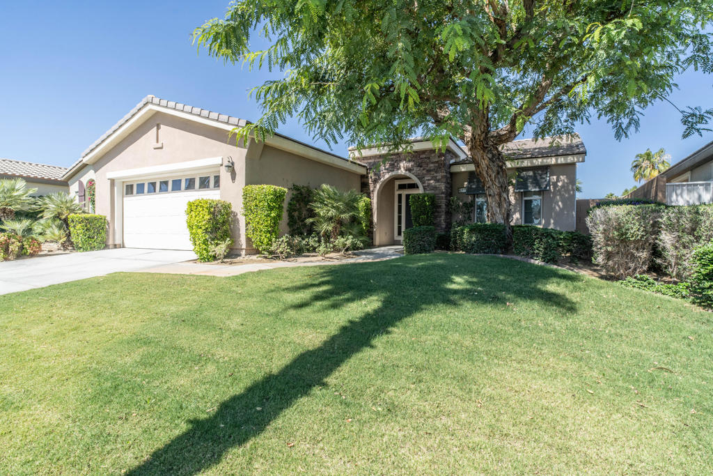 60177 Angora Court Property Photo 1