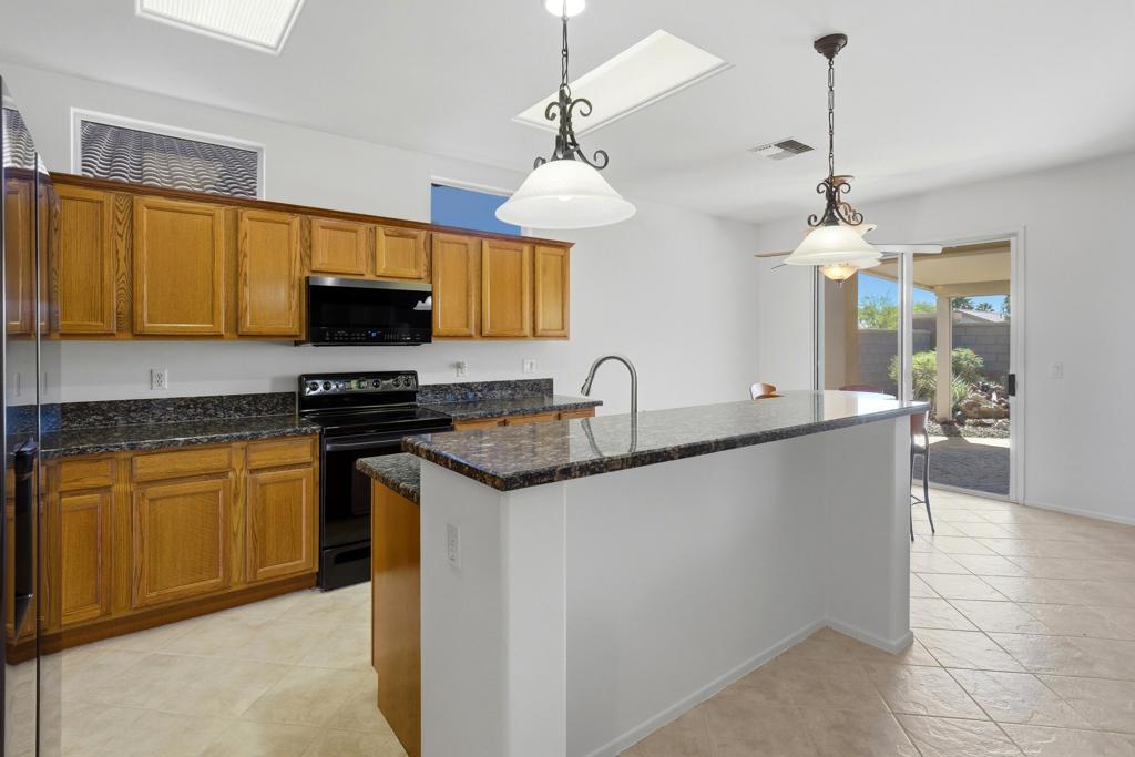 78275 Estancia Drive Property Photo 13