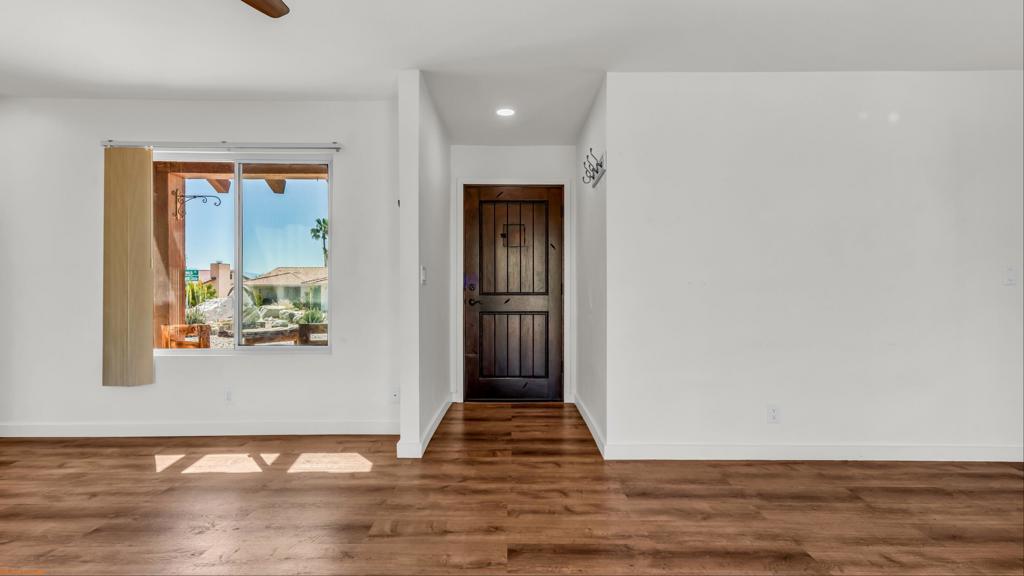 9180 Warwick Drive Property Photo 10