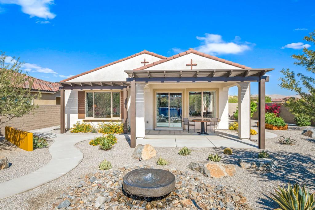 83 Cabernet Property Photo 2
