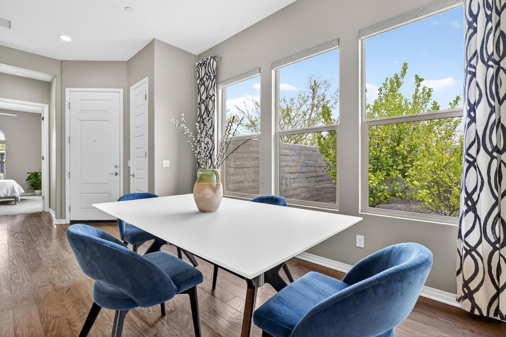 83 Cabernet Property Photo 6