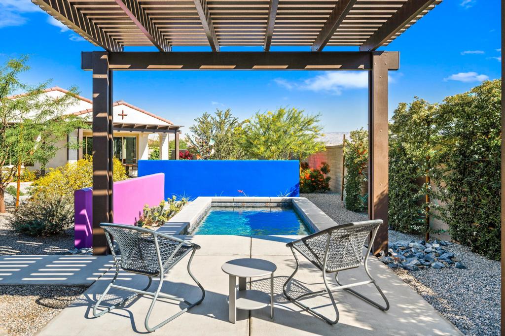83 Cabernet Property Photo 24