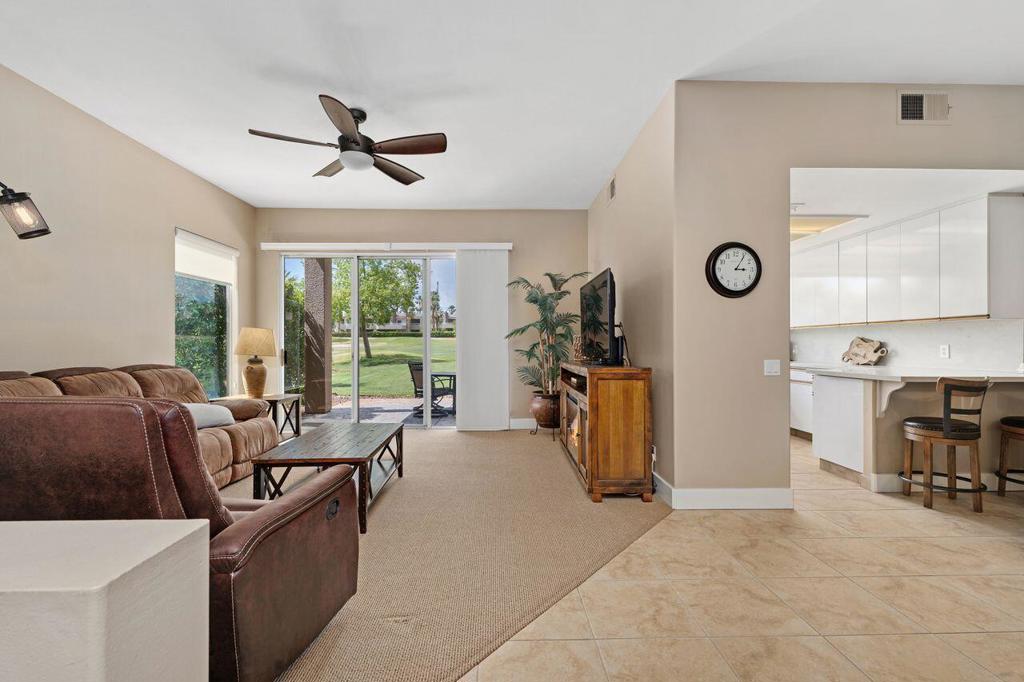 20 Pebble Beach Drive Property Photo 3