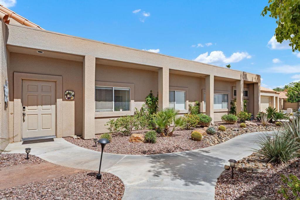 20 Pebble Beach Drive Property Photo 9