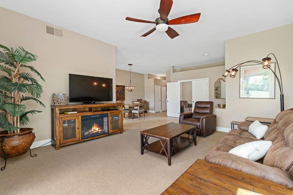 20 Pebble Beach Drive Property Photo 12