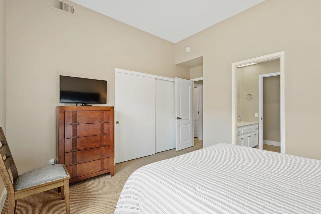 20 Pebble Beach Drive Property Photo 20