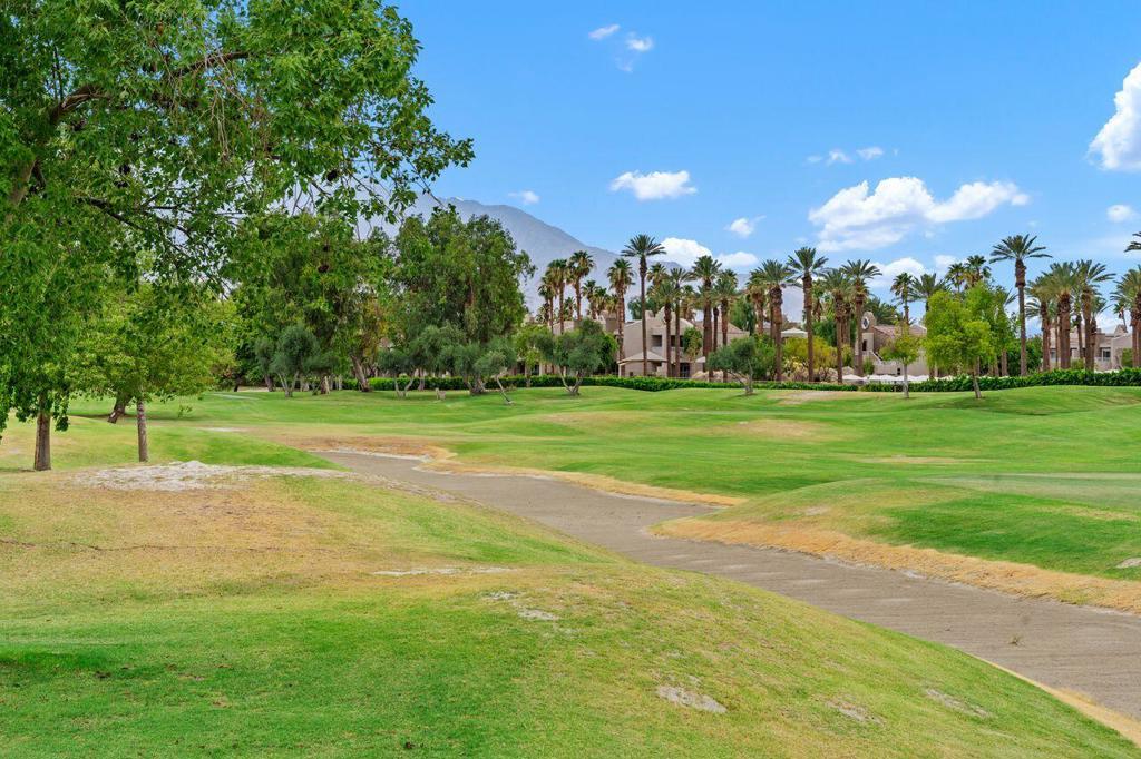 20 Pebble Beach Drive Property Photo 33
