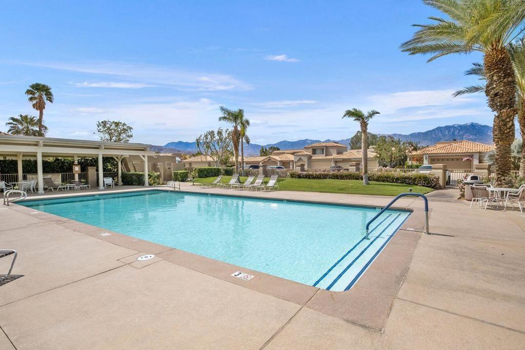 20 Pebble Beach Drive Property Photo 39