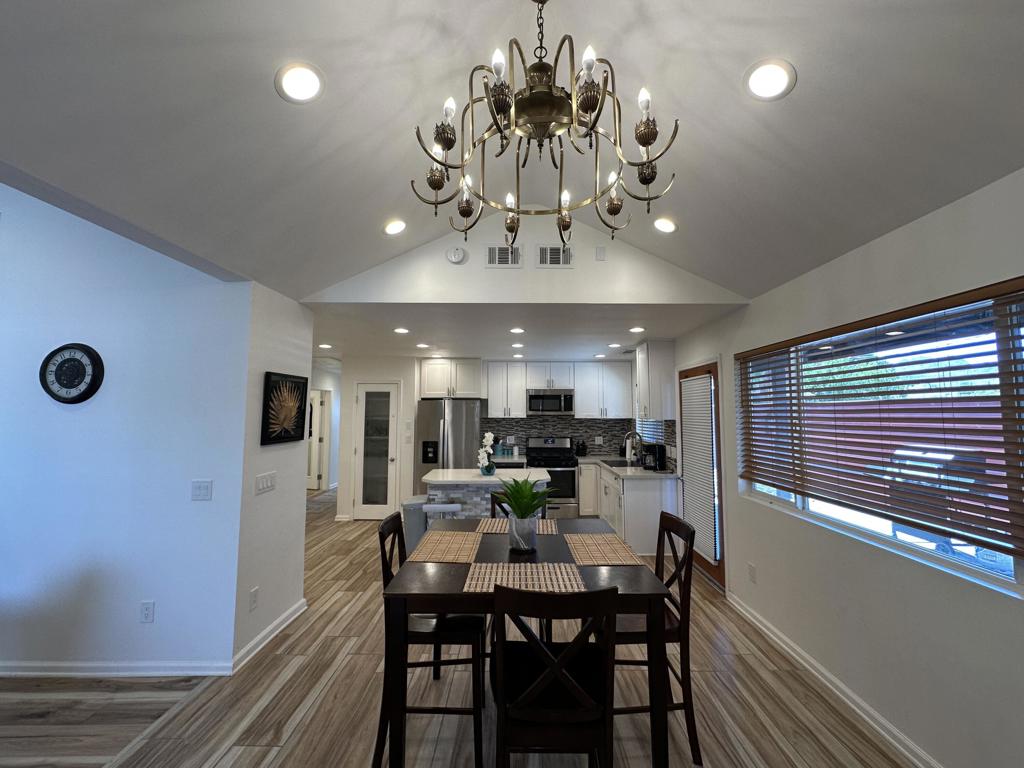 6427 Valley View Street Property Photo 1