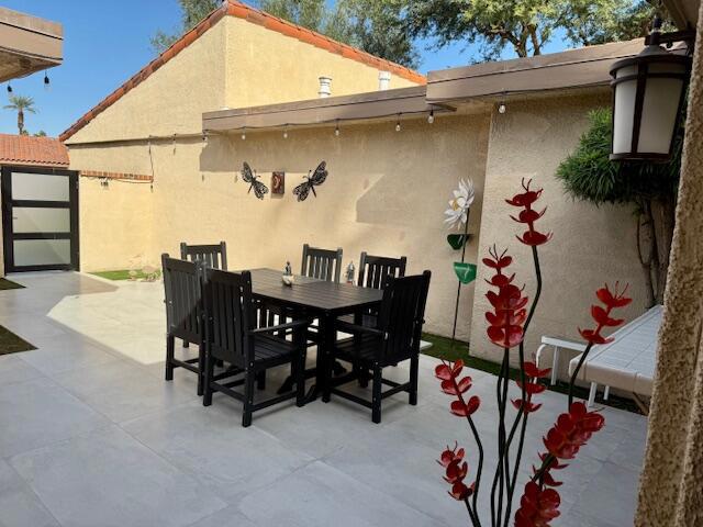 6 Granada Drive Property Photo 3
