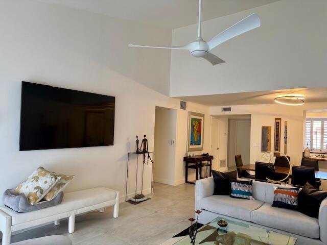 6 Granada Drive Property Photo 10