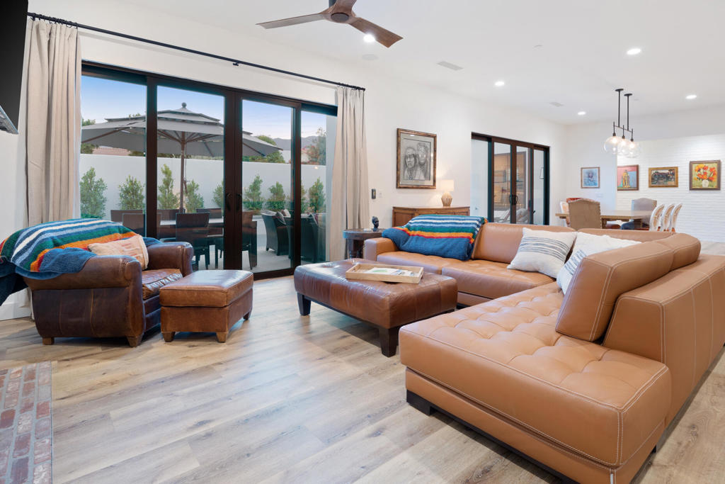 53725 Avenida Alvarado Property Photo 4
