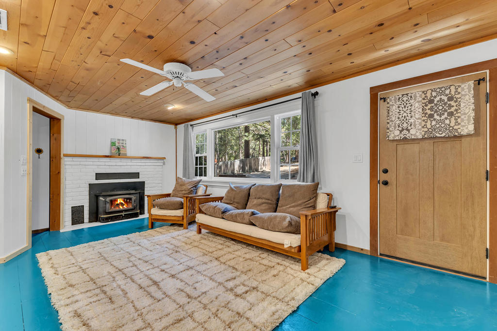 24941 Pine Cove Road Property Photo 6
