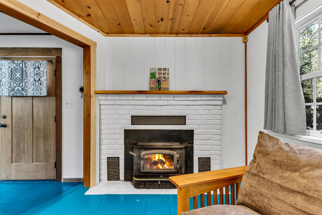 24941 Pine Cove Road Property Photo 7
