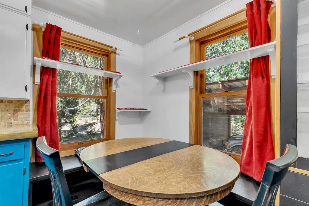 24941 Pine Cove Road Property Photo 13