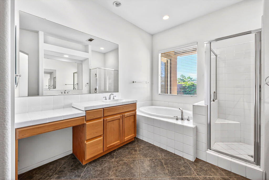41 Vista Mirage Way Property Photo 12