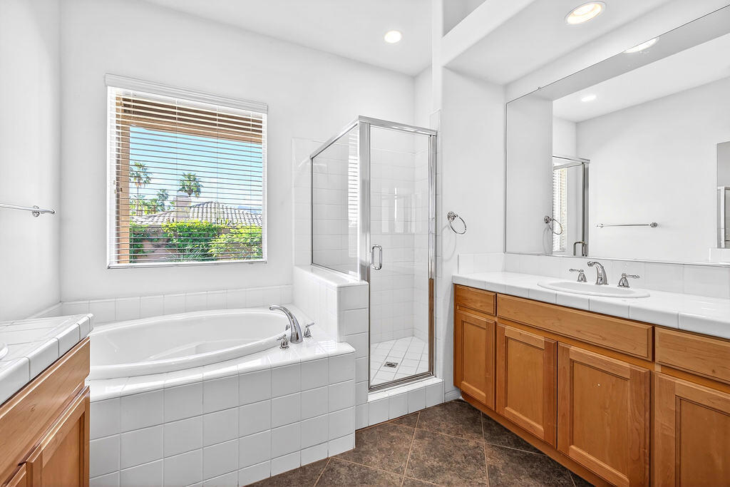 41 Vista Mirage Way Property Photo 13