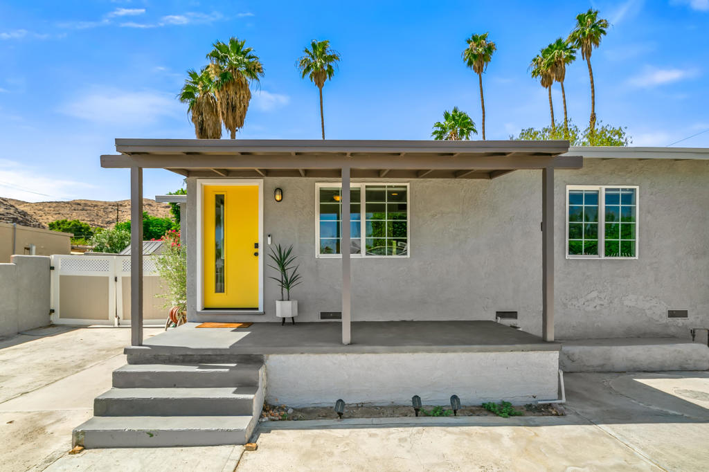 68711 E Street Property Photo 2