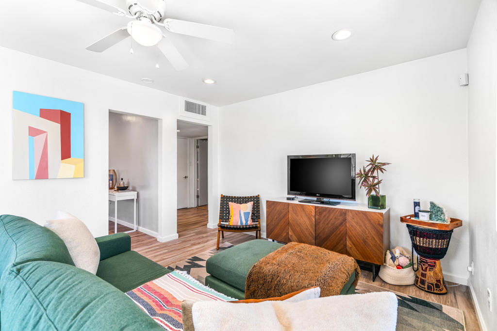 68711 E Street Property Photo 8