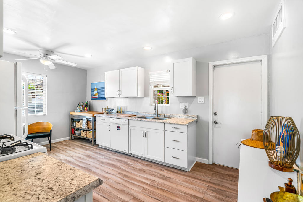 68711 E Street Property Photo 10