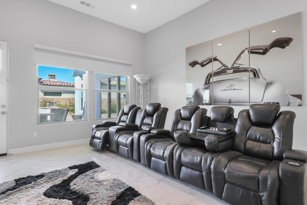 81 695 Thunder Gulch Way Property Photo 24