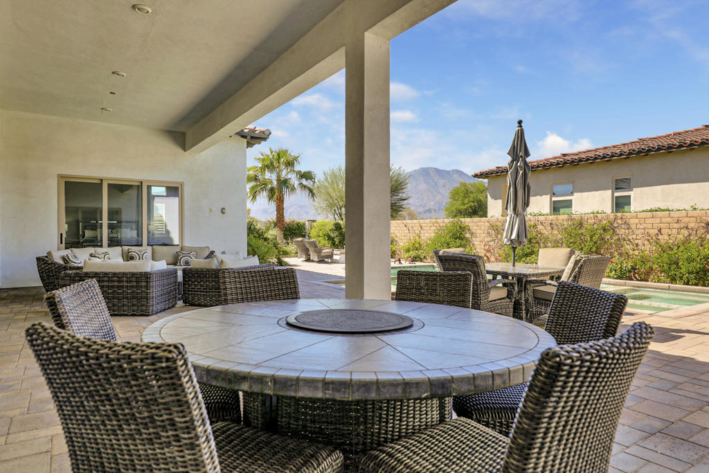 81 695 Thunder Gulch Way Property Photo 41