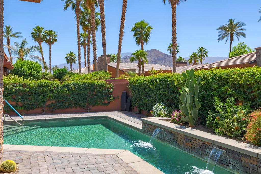 50305 Via Amante Property Photo 9