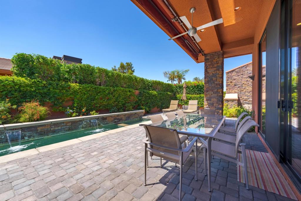 50305 Via Amante Property Photo 11
