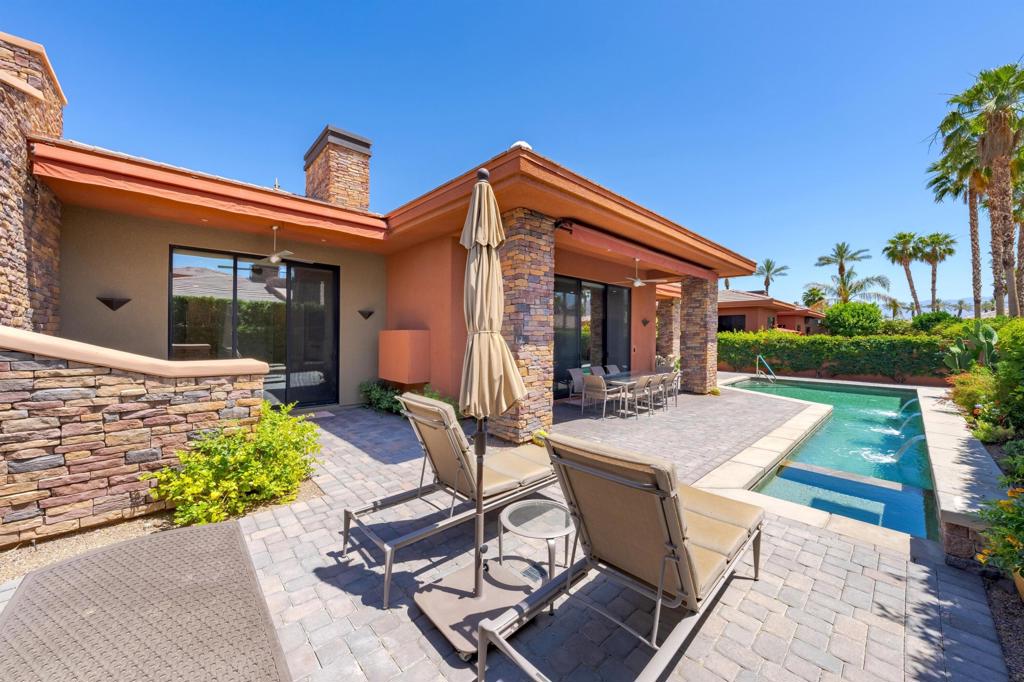 50305 Via Amante Property Photo 14