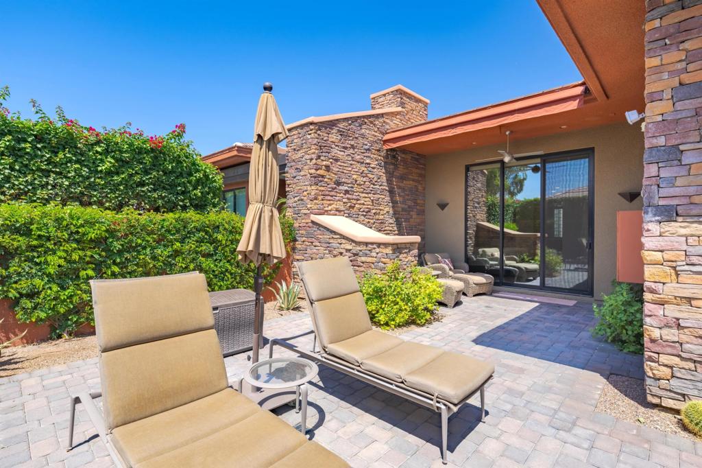 50305 Via Amante Property Photo 16