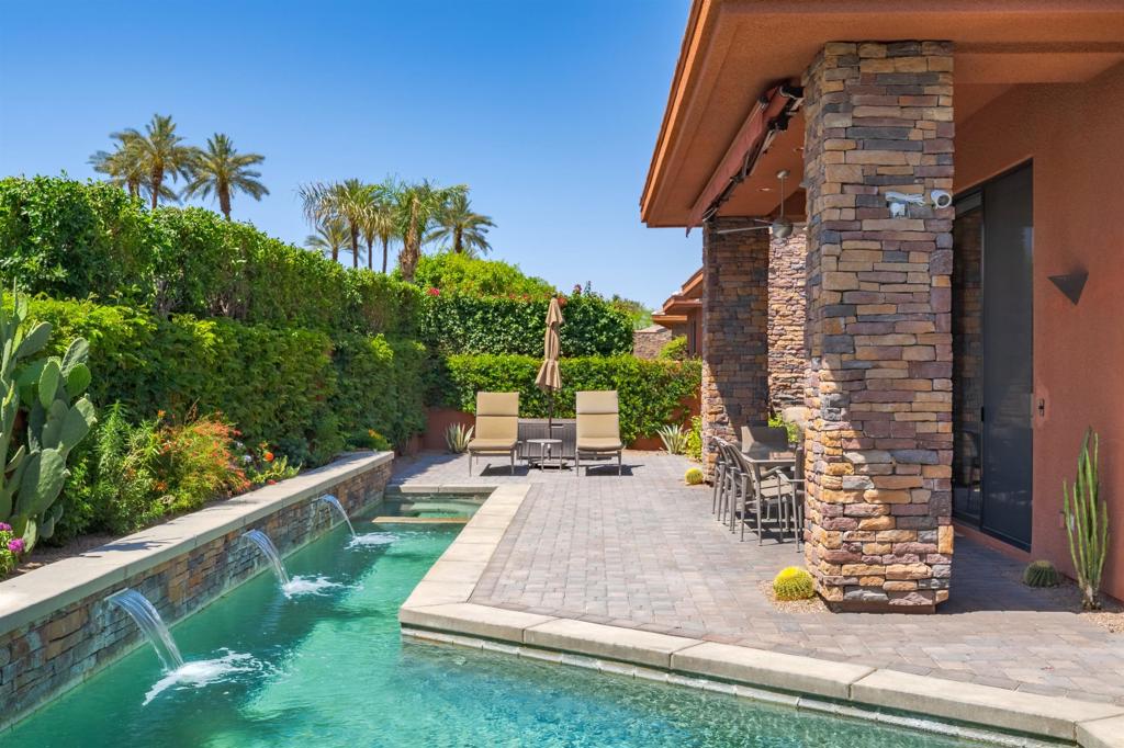 50305 Via Amante Property Photo 20