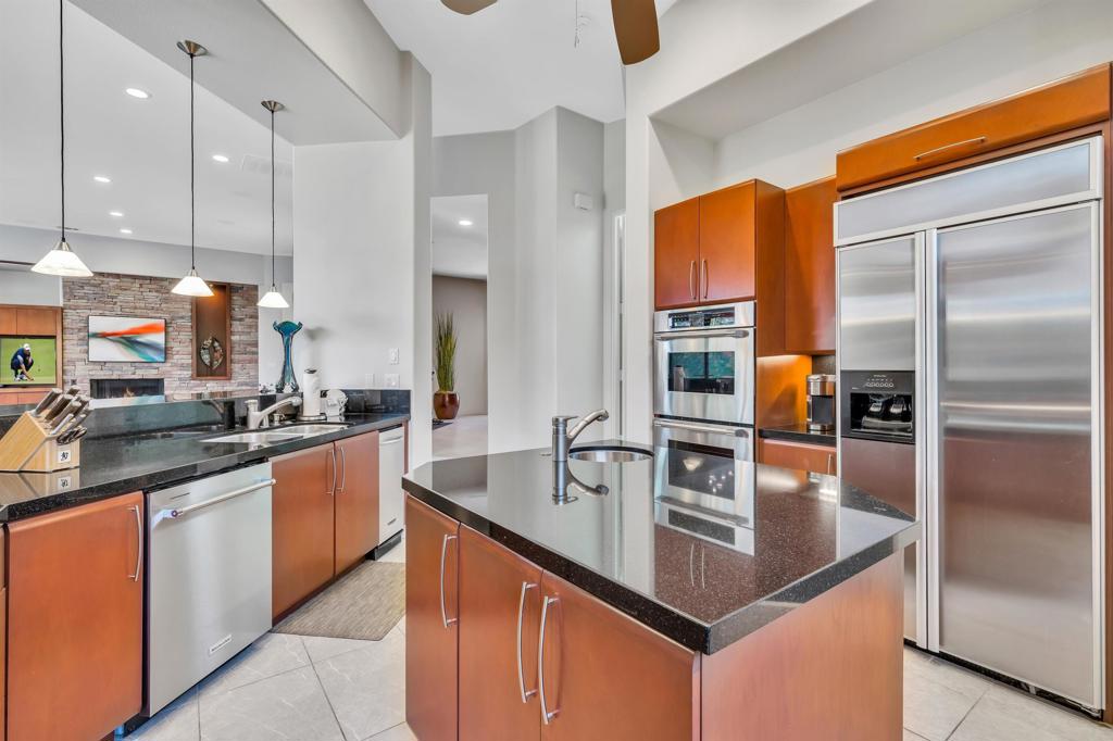50305 Via Amante Property Photo 25