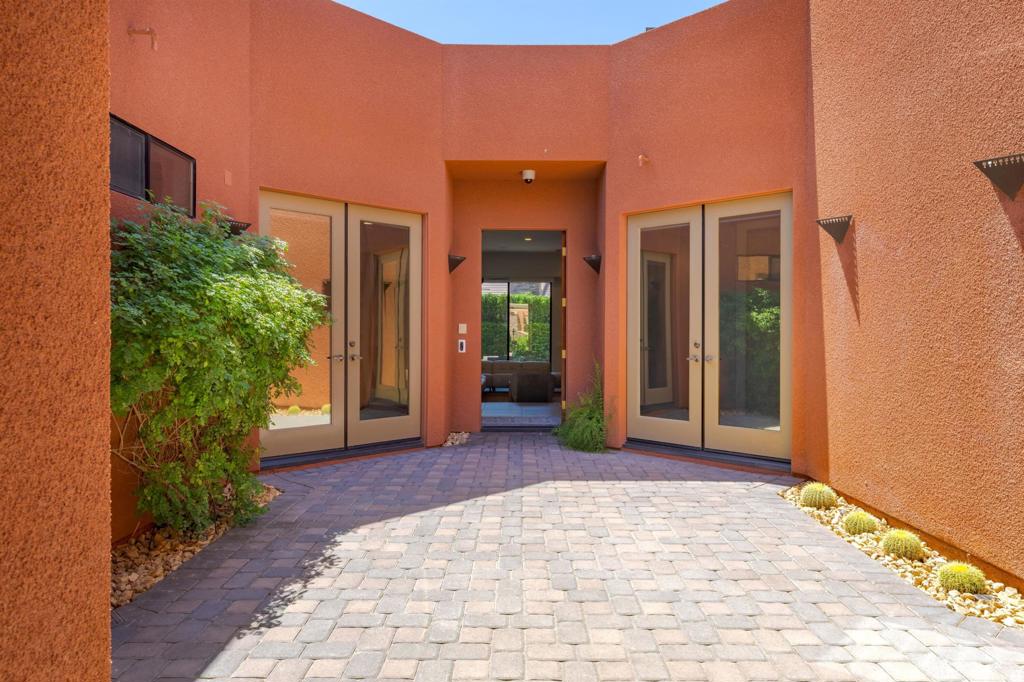 50305 Via Amante Property Photo 37