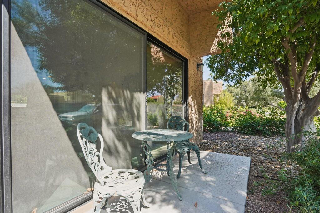 2201 Los Patos Drive Property Photo 4