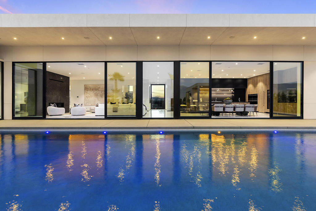 17 Via Linea Property Photo 1