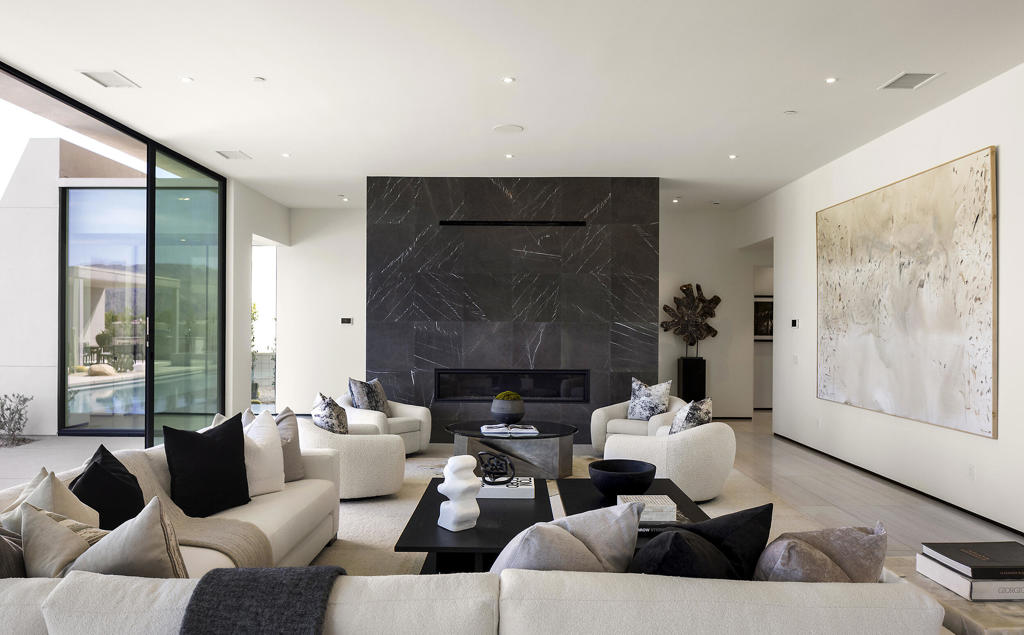 17 Via Linea Property Photo 9