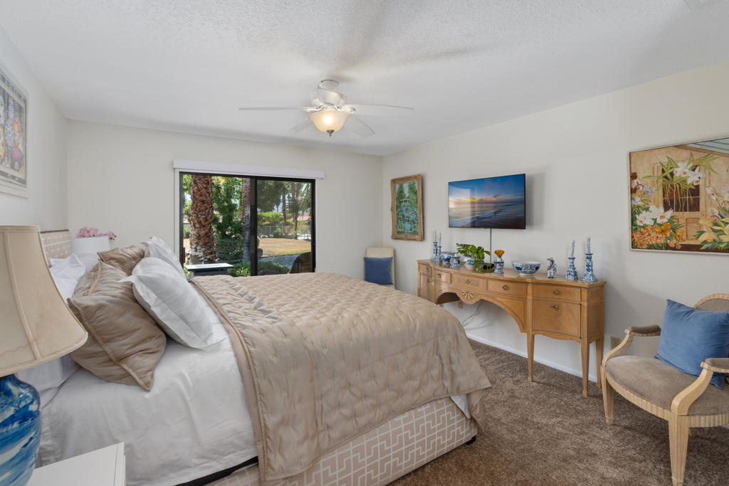 150 Willow Lake Drive Property Photo 3