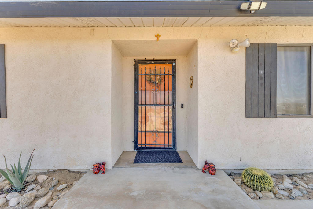 74591 Alta Loma Drive Property Photo 3