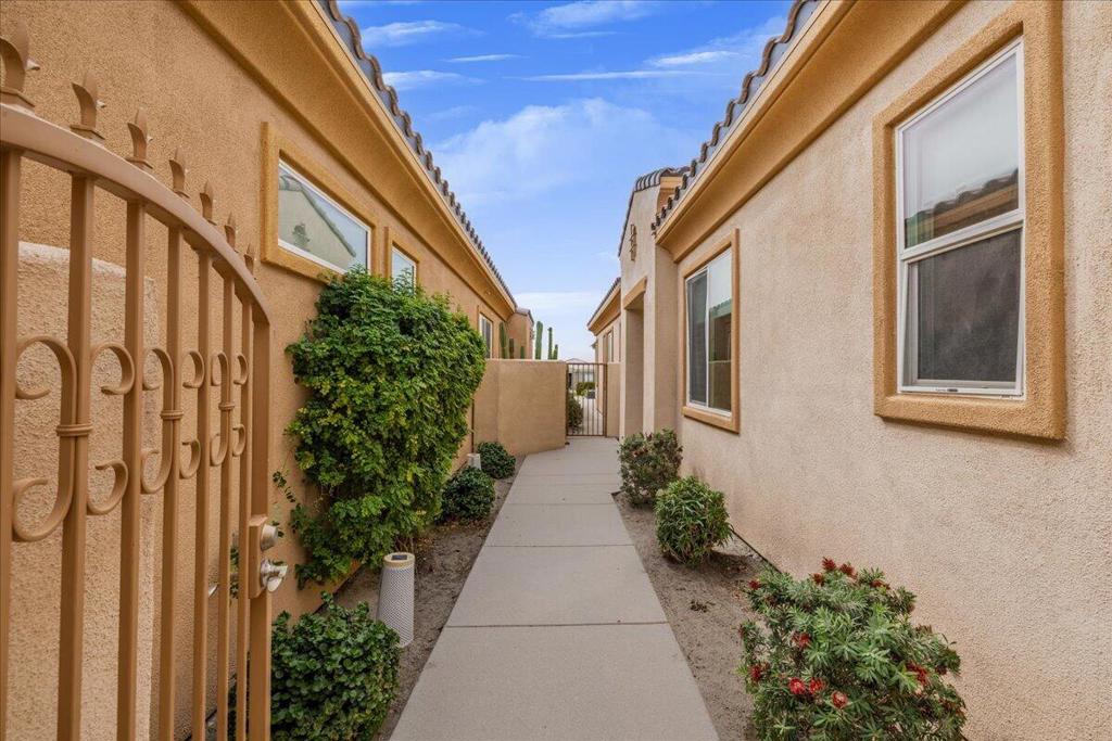 67263 S Chimayo Drive Property Photo 8