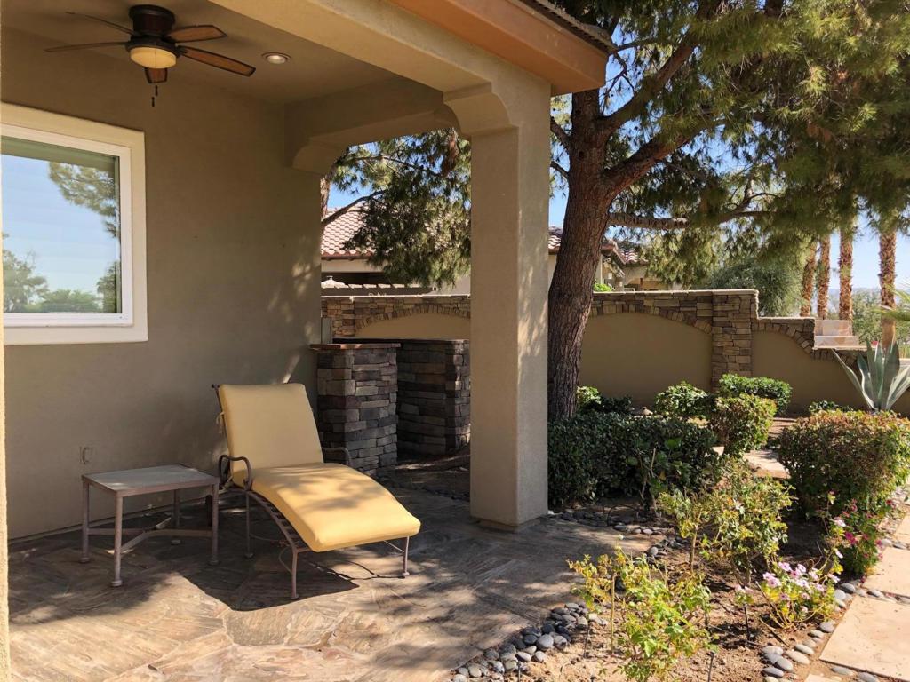 61016 Desert Rose Drive Property Photo 15