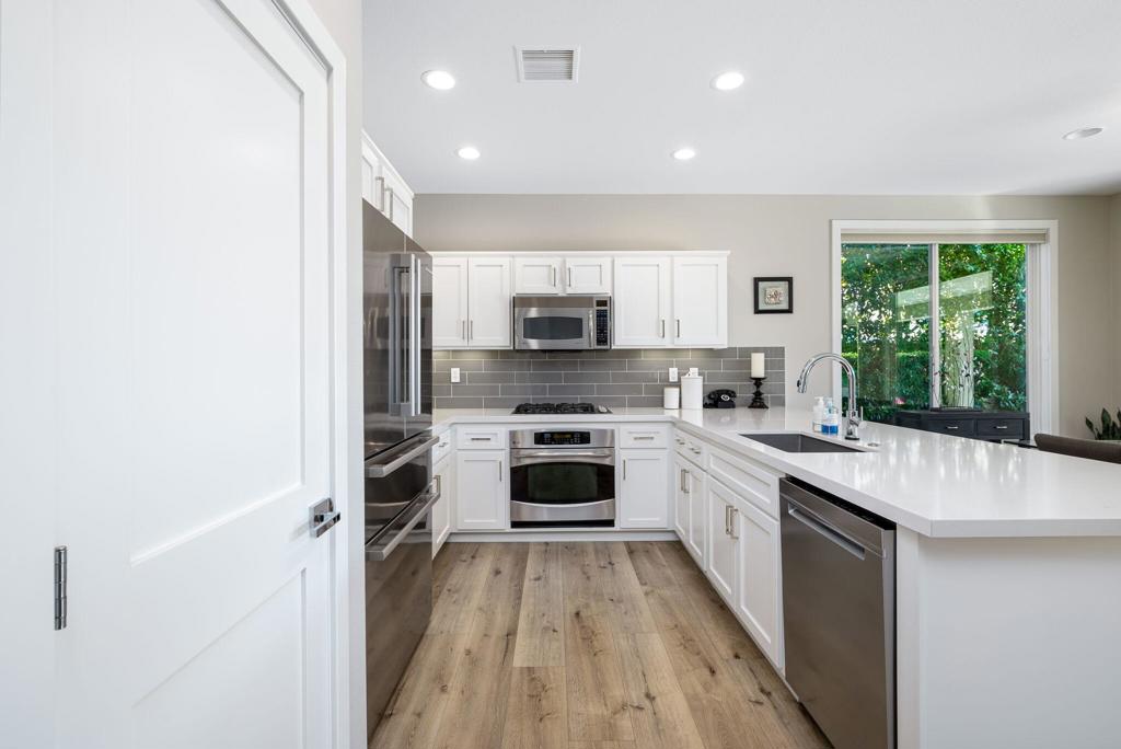 61726 Toro Canyon Way Property Photo 11